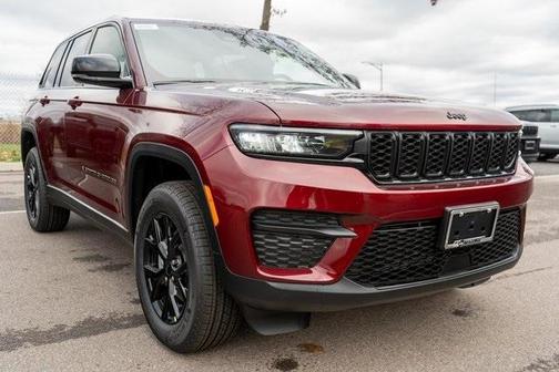 2025 Jeep Grand Cherokee Laredo