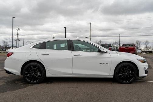 2025 Chevrolet Malibu LT