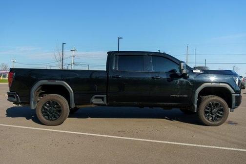 2024 GMC Sierra 2500 AT4