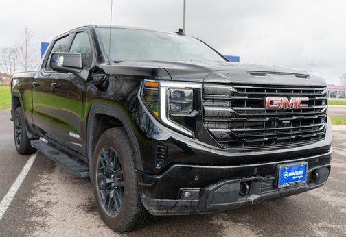 2025 GMC Sierra 1500 Elevation
