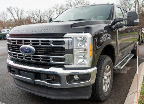 Black 2023 Ford F-250 XLT