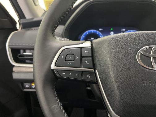 Blue 2024 Toyota Grand Highlander