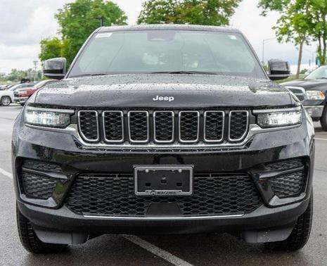 2025 Jeep Grand Cherokee Laredo X