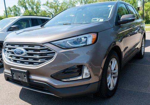 Stone Gray Metallic 2019 Ford Edge SEL