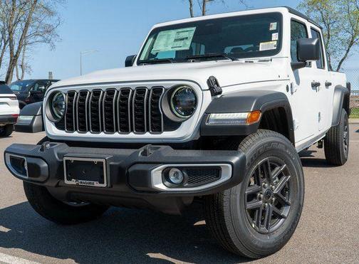 Bright White Clearcoat 2026 Jeep Gladiator Sport