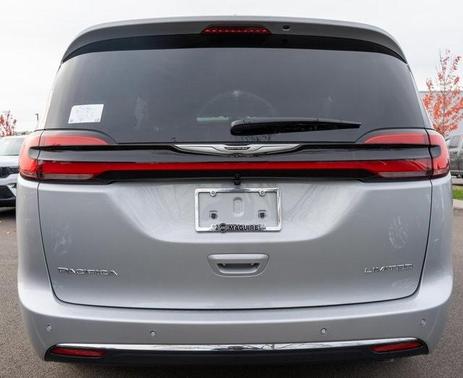 2026 Chrysler Pacifica Limited
