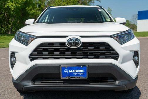 Super White 2019 Toyota RAV4 XLE