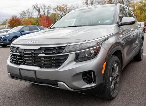 2024 Kia Seltos LX