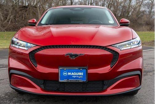 2022 Ford Mustang Mach-E Select
