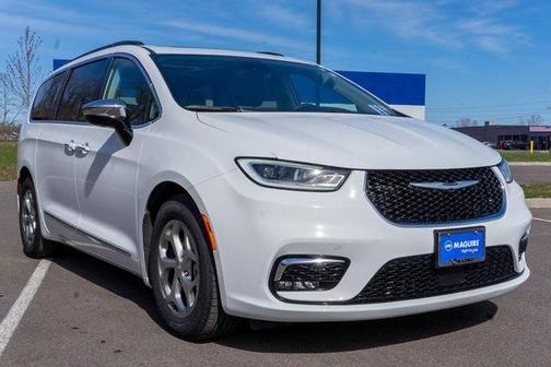 2023 Chrysler Pacifica Limited