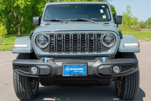 Anvil Clearcoat 2024 Jeep Wrangler 4xe Sport