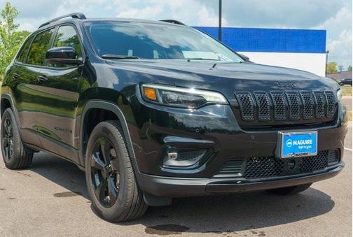 2023 Jeep Cherokee Altitude Lux