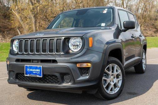 Graphite Gray 2023 Jeep Renegade Latitude