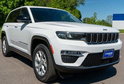 Bright White Clearcoat 2023 Jeep Grand Cherokee Limited