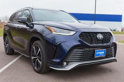 2022 Toyota Highlander XSE
