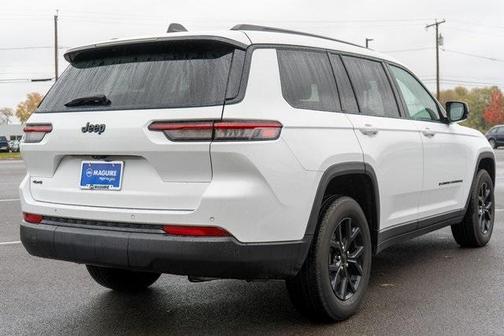 2024 Jeep Grand Cherokee L Laredo