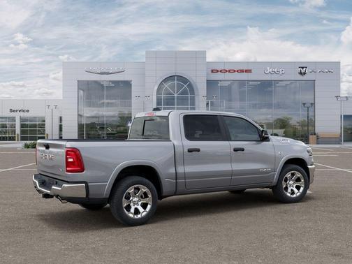 Billet Silver Metallic Clearcoat 2026 RAM 1500 Big Horn/Lone Star