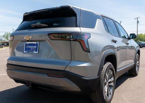 Sterling Gray Metallic 2025 Chevrolet Equinox LT