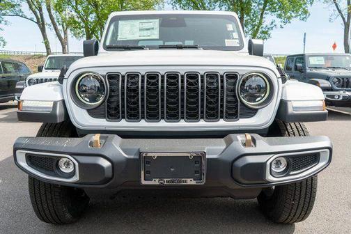 Bright White Clearcoat 2026 Jeep Gladiator 85th Anniversary Edition