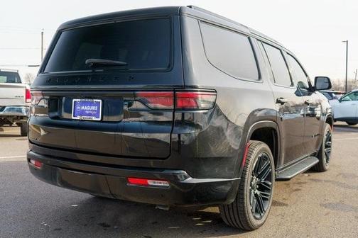 2023 Jeep Wagoneer Series II