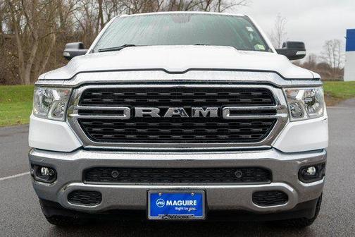 Bright White Clearcoat 2022 RAM 1500 Big Horn