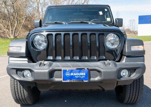 Black Clearcoat 2022 Jeep Wrangler Sport