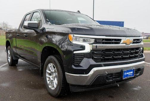 Dark Ash Metallic 2022 Chevrolet Silverado 1500 LT