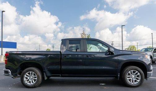 Dark Ash Metallic 2022 Chevrolet Silverado 1500 LT