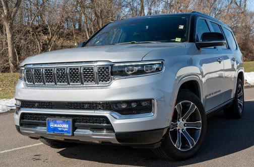 2023 Jeep Grand Wagoneer Base