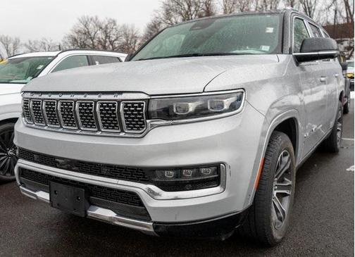2023 Jeep Grand Wagoneer Base