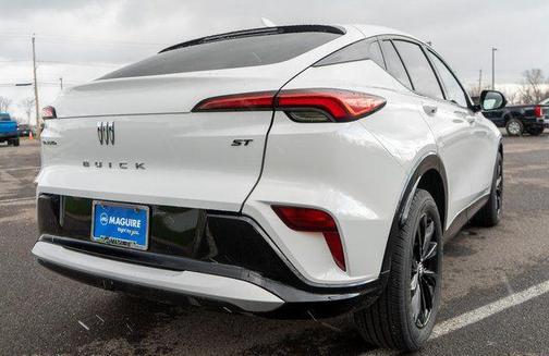 Summit White 2024 Buick Envista Sport Touring