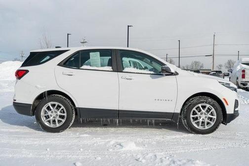 2023 Chevrolet Equinox LS