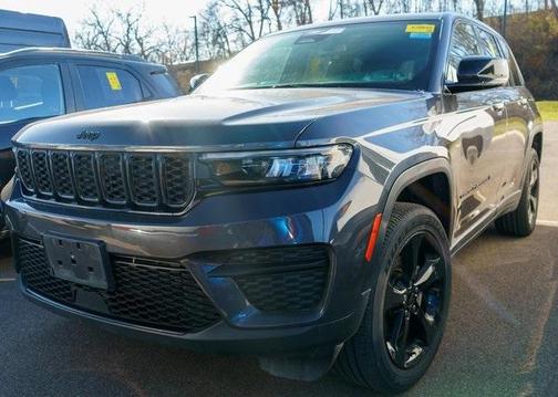 2023 Jeep Grand Cherokee Altitude
