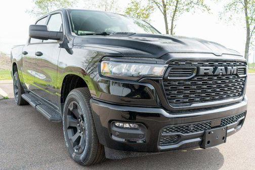 Diamond Black 2026 RAM 1500 Express
