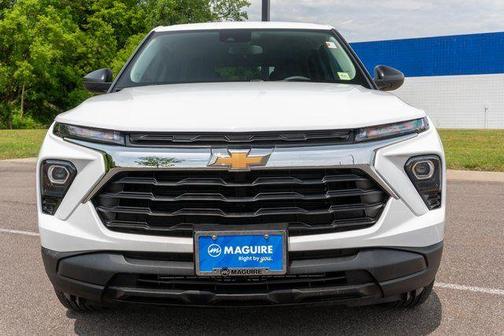 Summit White 2026 Chevrolet Trailblazer LS