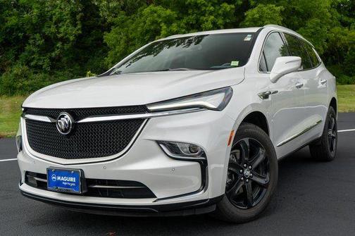 White Frost Tri-Coat 2024 Buick Enclave Essence
