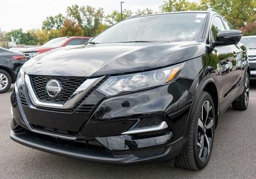 2022 Nissan Rogue Sport SL