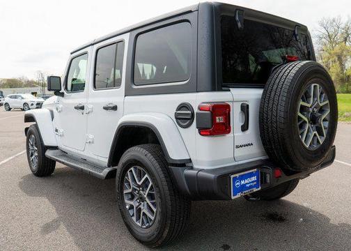 Bright White Clearcoat 2025 Jeep Wrangler Sahara