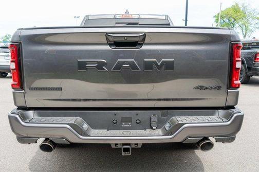 Granite Crystal Clearcoat Metallic 2026 RAM 1500 Big Horn/Lone Star