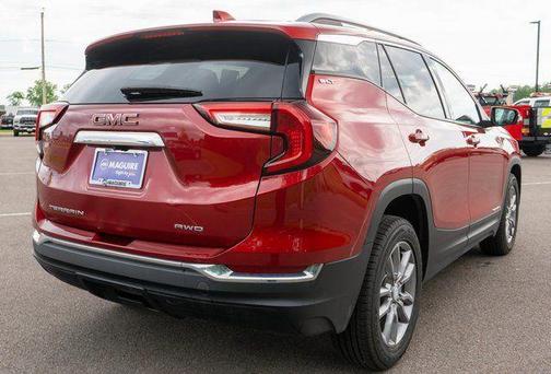 Cayenne Red Tintcoat 2022 GMC Terrain SLT