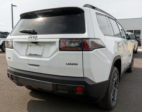Bright White Clearcoat 2026 Jeep Cherokee LAREDO/LIMITED