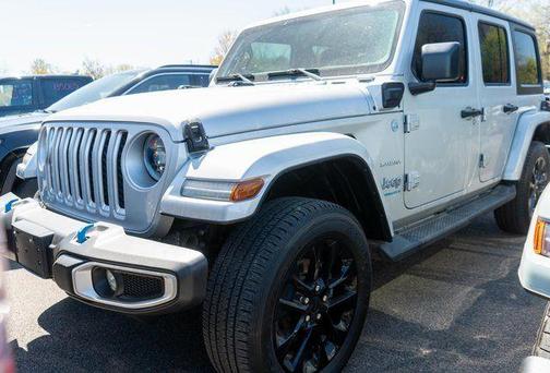 Silver Zynith Clearcoat 2023 Jeep Wrangler 4xe Sahara