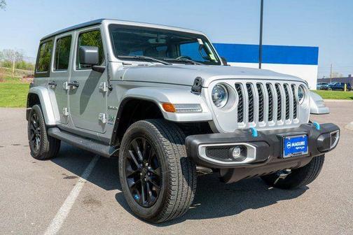 Silver Zynith Clearcoat 2023 Jeep Wrangler 4xe Sahara