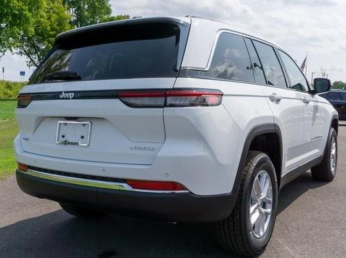 2025 Jeep Grand Cherokee Laredo X