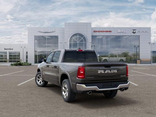 Granite Crystal Clearcoat Metallic 2026 RAM 1500 Big Horn/Lone Star