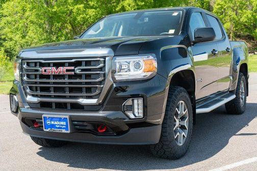 Onyx Black 2022 GMC Canyon AT4 w/Leather