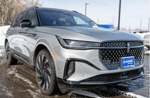 2024 Lincoln Nautilus Reserve