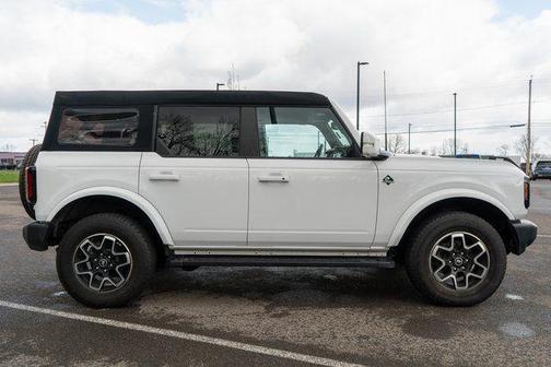 Shadow Black 2023 Ford Bronco Outer Banks