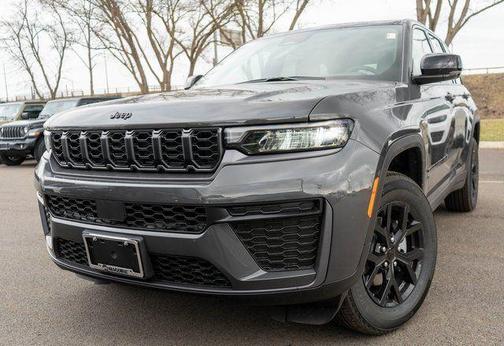2026 Jeep Grand Cherokee Laredo