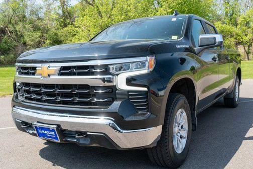 Black 2025 Chevrolet Silverado 1500 LT